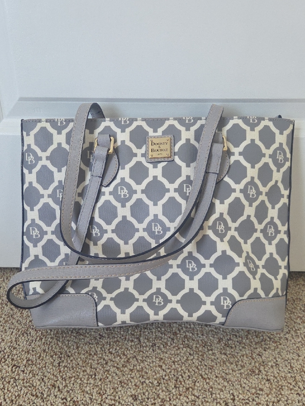 Dooney & Bourke handbag